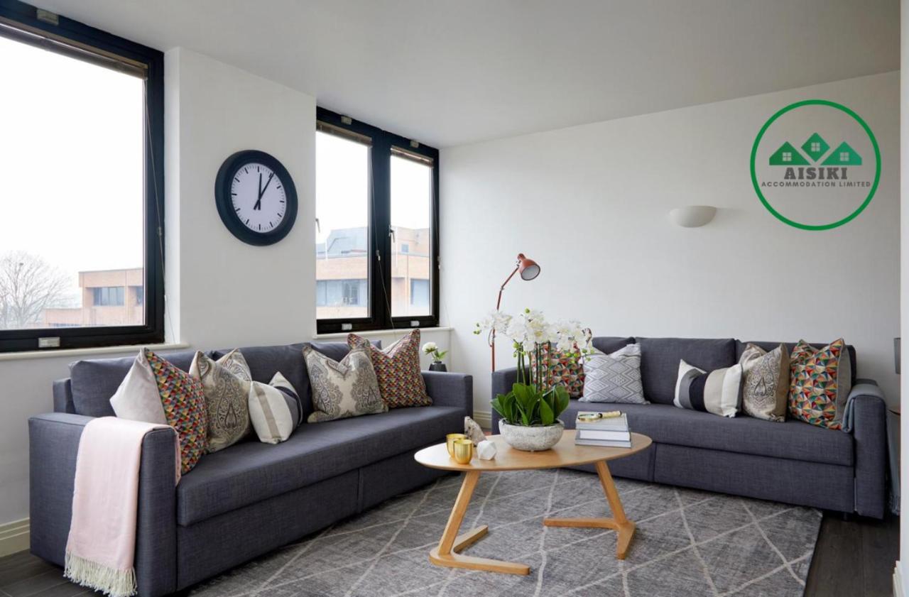 Aisiki Living At Upton Rd, Multiple 1, 2, Or 3 Bedroom Apartments, King Or Twin Beds With Free Wi-Fi & Parking 沃特福德 外观 照片