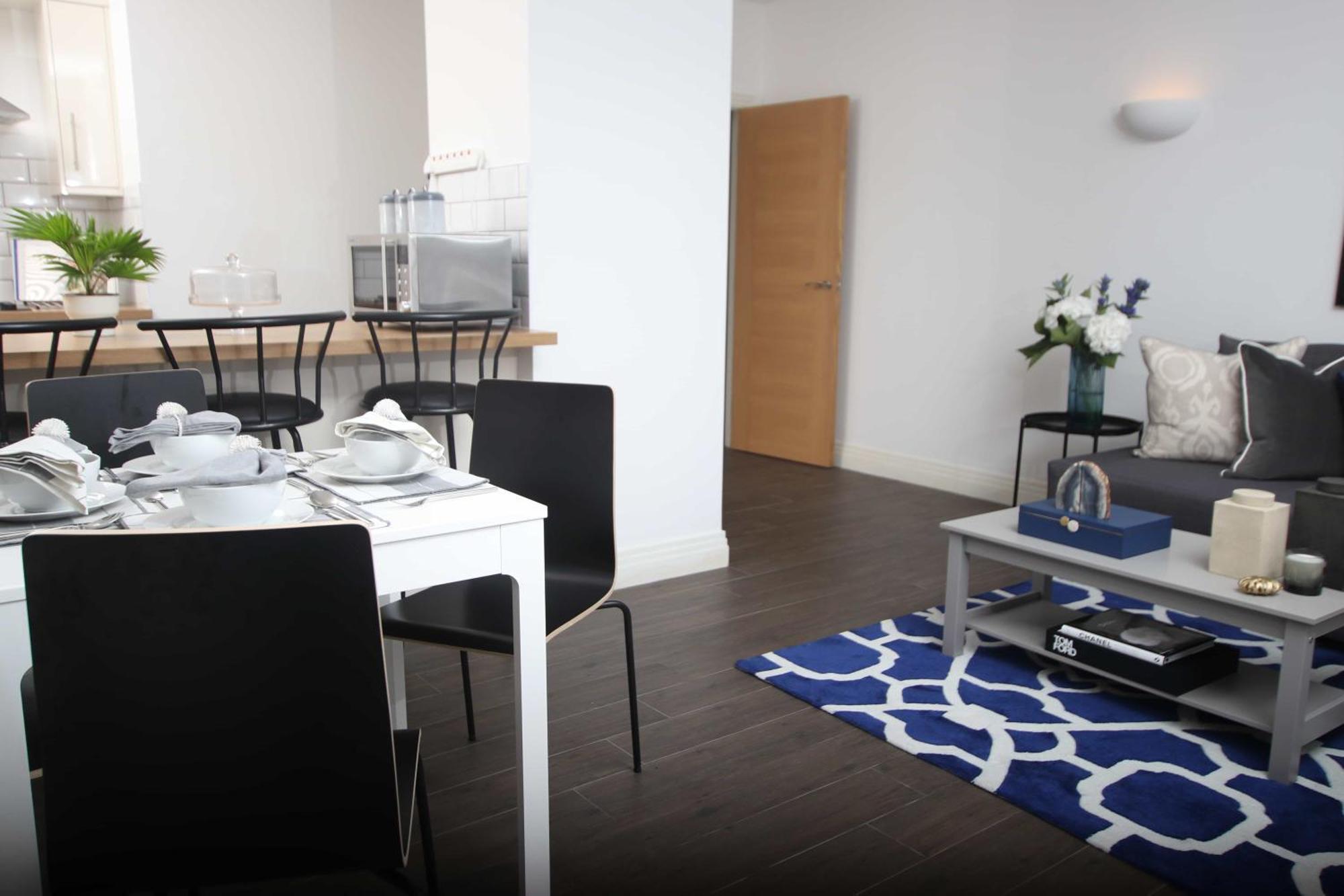 Aisiki Living At Upton Rd, Multiple 1, 2, Or 3 Bedroom Apartments, King Or Twin Beds With Free Wi-Fi & Parking 沃特福德 外观 照片